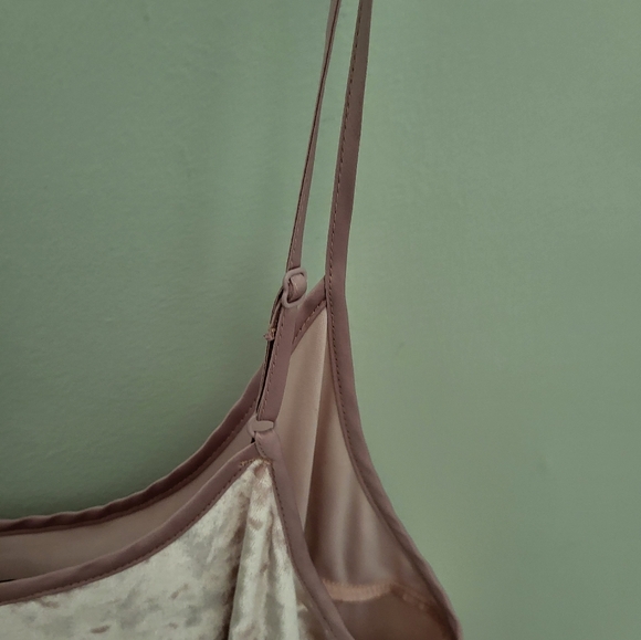 Victoria's Secret Crushed Velvet Slip Nightie Gown M/L Dusty Pink Intimate Sleep - Picture 6 of 7